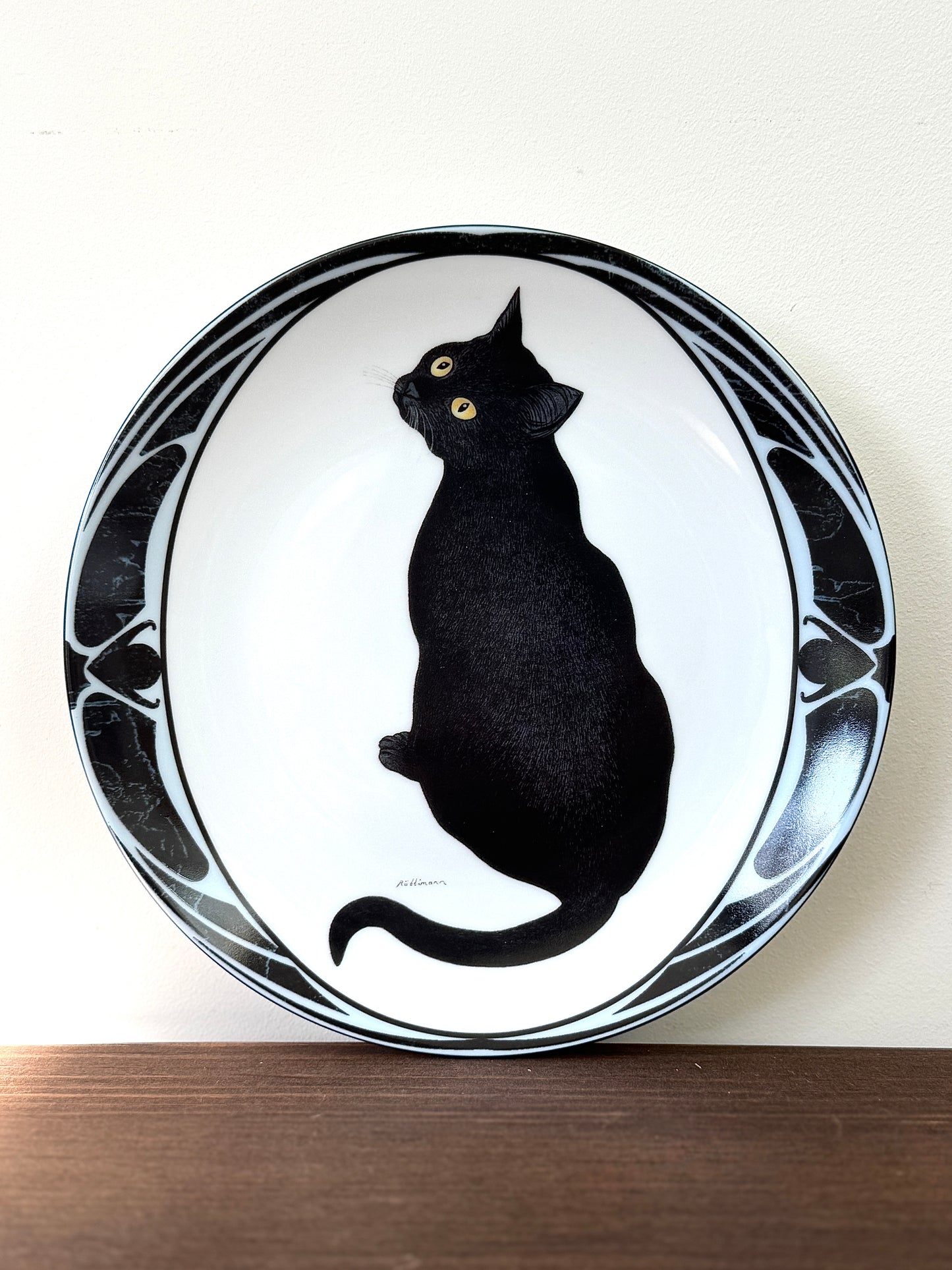 Vintage Wall Plate – Black Cat ‘Expectant Gaze’ from the On Quiet Paws Series by Hans Ruttimann | 1995