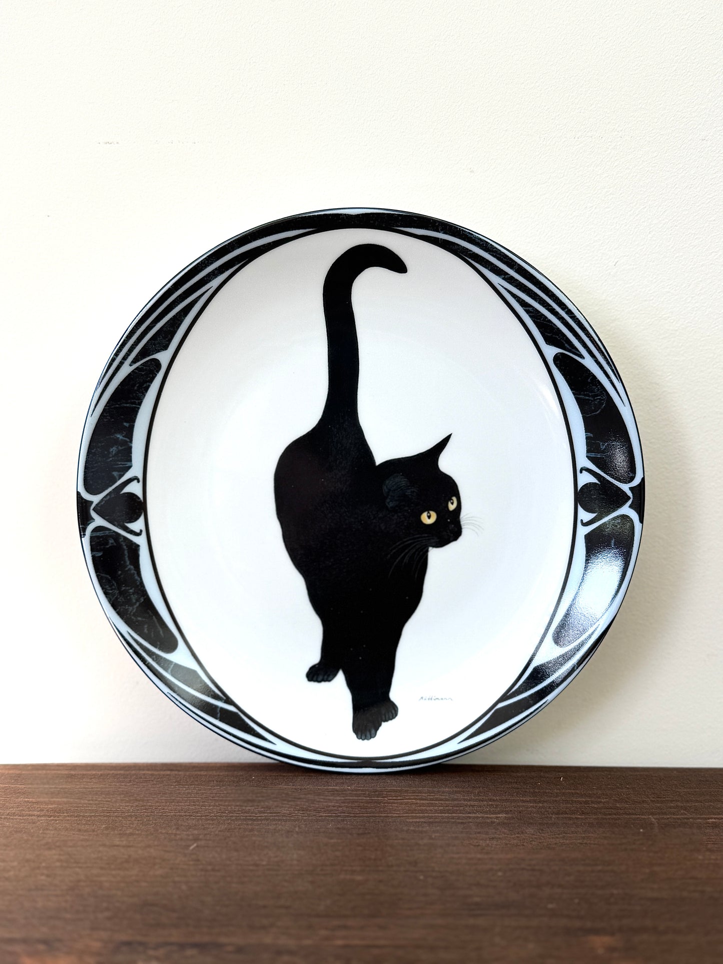 Vintage Wall Plate – Black Cat ‘Proud Beauty’ from the On Quiet Paws Series by Hans Ruttimann | 1994